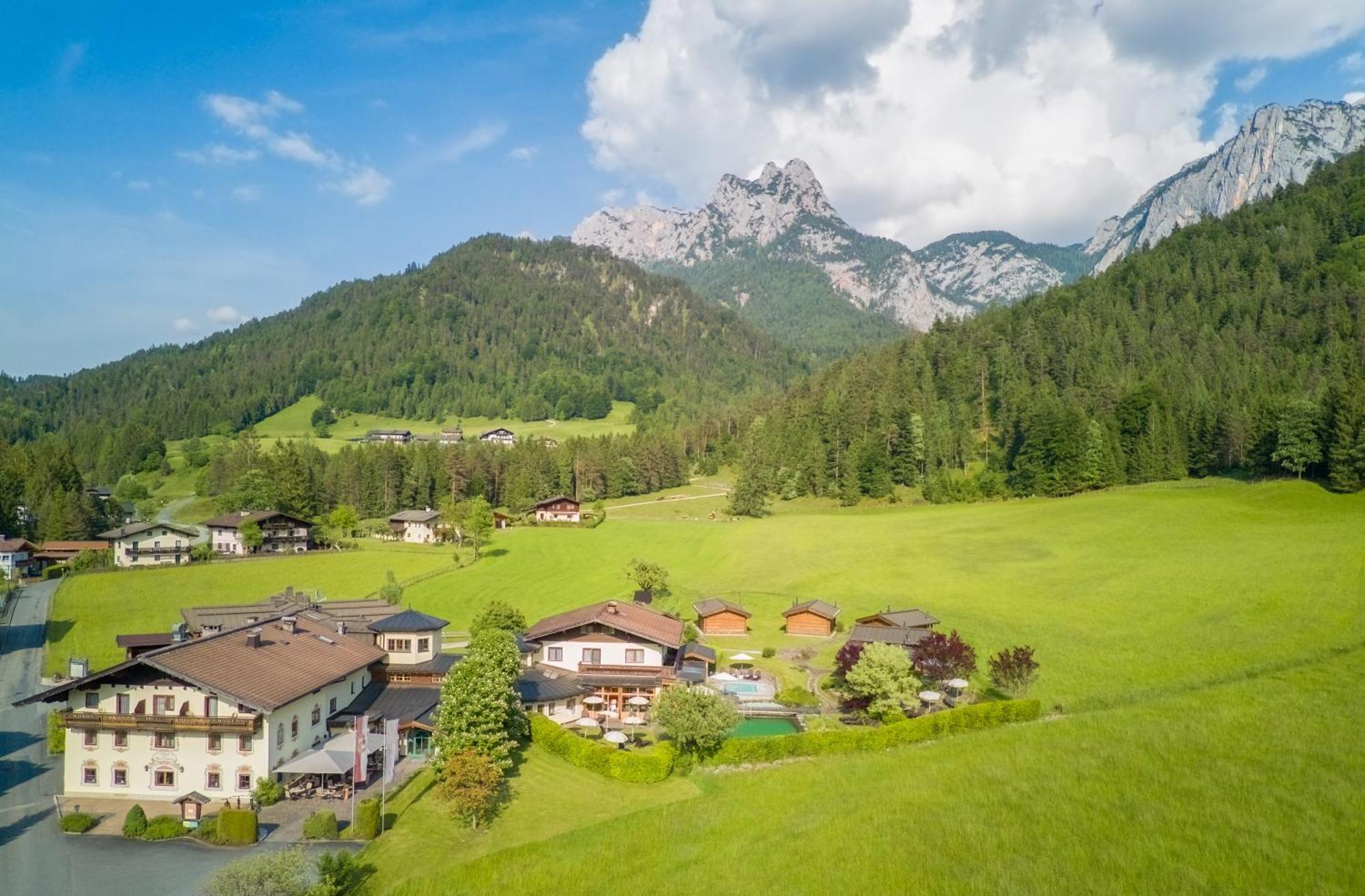 Hotel Vitaloase Zu Den Drei Bruedern Unken Kültér fotó