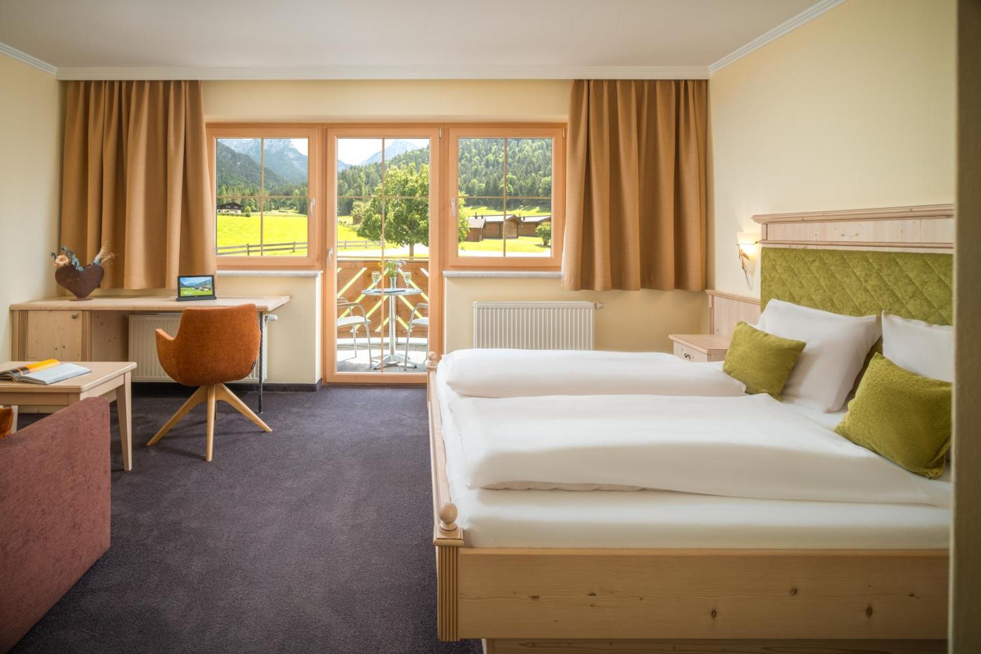 Hotel Vitaloase Zu Den Drei Bruedern Unken Kültér fotó